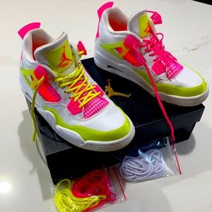 Air Jordan 4 Retro SE